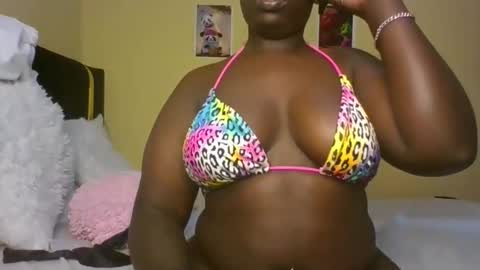 Snapshot of _cookie23 chatting on 10/22/25, 06:57 cookie23 online show from 10/22/25, 06:57