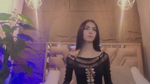 Snapshot of _coraliinee_ chatting on 05/14/26, 04:52 Coraline online show from 05/14/26, 04:52