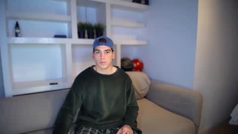 _couplevibes online show from 11/16/25, 06:24