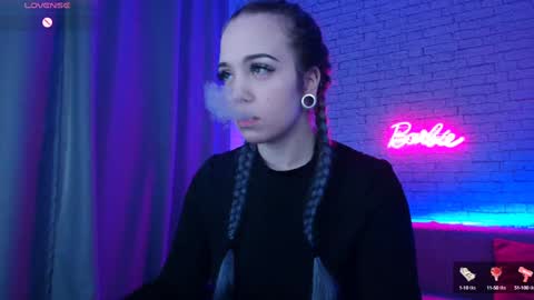 Snapshot of _crazybee_ chatting on 12/06/24, 05:31 Nica online show from 12/06/24, 05:31