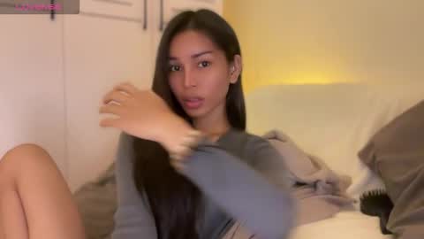 Snapshot of _cumonu69_ chatting on 10/29/25, 06:20 Tiko online show from 10/29/25, 06:20