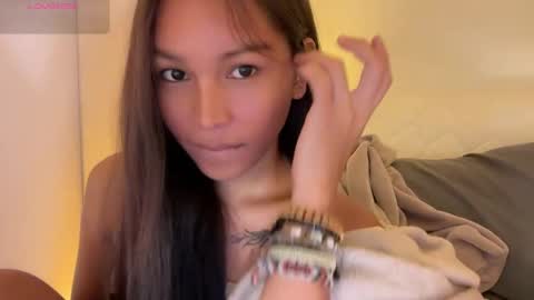 Snapshot of _cumonu69_ chatting on 03/27/26, 06:18 Tiko online show from 03/27/26, 06:18