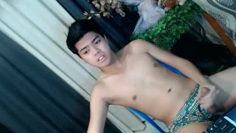 Snapshot of _cumwithrussel chatting on 02/21/26, 11:39 Russ online show from 02/21/26, 11:39