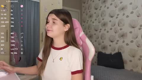 _cute_ice online show from 10/08/25, 07:06