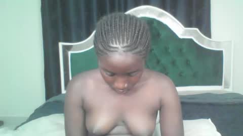 Snapshot of _cute_paloma chatting on 03/22/26, 10:35 paloma online show from 03/22/26, 10:35