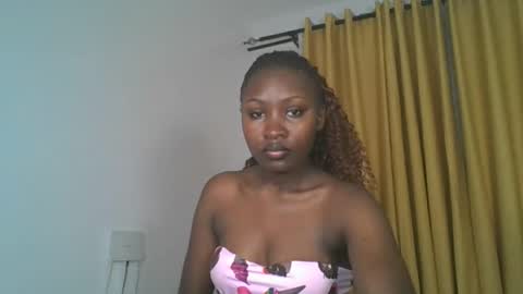 Snapshot of _cutestephanie chatting on 10/17/25, 11:29 STEPH online show from 10/17/25, 11:29