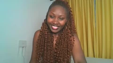 Snapshot of _cutestephanie chatting on 10/25/25, 02:13 STEPH online show from 10/25/25, 02:13