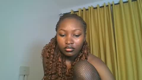 Snapshot of _cutestephanie chatting on 11/14/25, 01:37 STEPH online show from 11/14/25, 01:37