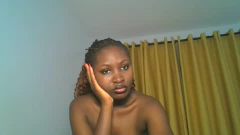 Snapshot of _cutestephanie chatting on 11/15/25, 01:47 STEPH online show from 11/15/25, 01:47