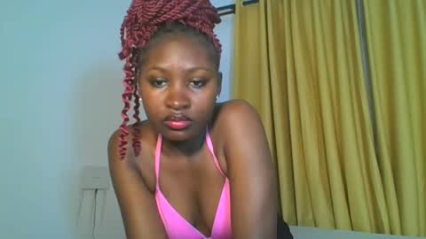 Snapshot of _cutestephanie chatting on 11/20/25, 01:39 STEPH online show from 11/20/25, 01:39