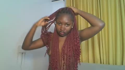 Snapshot of _cutestephanie chatting on 12/01/25, 11:21 STEPH online show from 12/01/25, 11:21