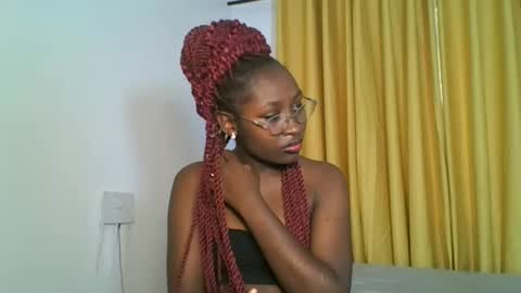 Snapshot of _cutestephanie chatting on 12/15/25, 01:26 STEPH online show from 12/15/25, 01:26
