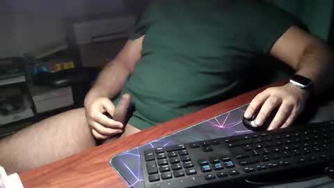 Snapshot of _daddypimp chatting on 02/20/26, 12:40 Paul online show from 02/20/26, 12:40