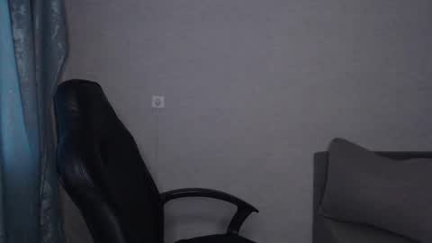 Snapshot of _damnbaby chatting on 12/13/24, 07:25 _damnbaby online show from 12/13/24, 07:25