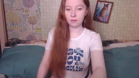 Snapshot of _damnbaby chatting on 10/19/25, 04:02 _damnbaby online show from 10/19/25, 04:02