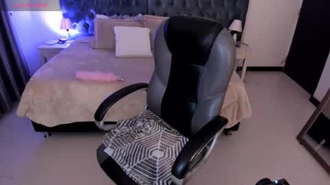 Dani online show from 09/24/25, 03:32