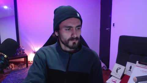 delacruz online show from 10/13/25, 04:34