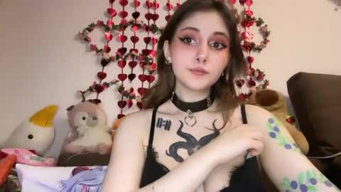 Snapshot of _devilbaby chatting on 03/07/25, 01:40 Kate online show from 03/07/25, 01:40