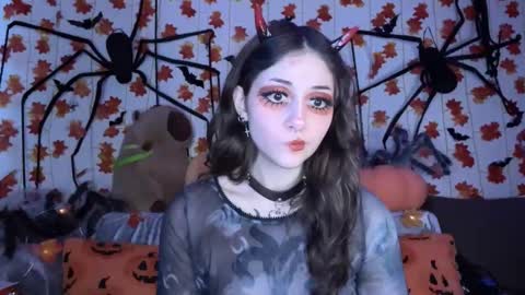 Snapshot of _devilbaby chatting on 10/04/25, 05:05 Kate online show from 10/04/25, 05:05