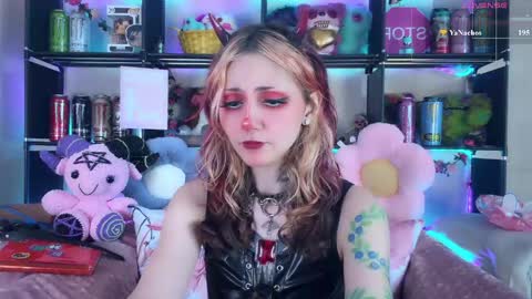 Snapshot of _devilbaby chatting on 06/08/26, 01:28 Kate online show from 06/08/26, 01:28