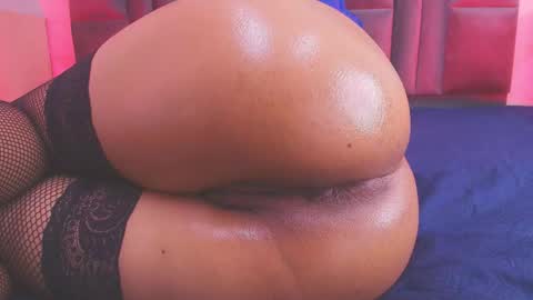 Dione online show from 10/23/25, 07:23