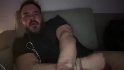 Snapshot of _direwolf_ chatting on 03/23/26, 04:05 _direwolf_ online show from 03/23/26, 04:05