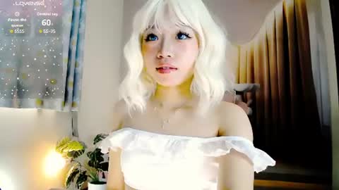 Snapshot of _dolia_ chatting on 07/19/26, 02:04 Dolia online show from 07/19/26, 02:04