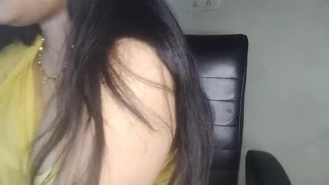 _dreamgirl_0 online show from 04/19/26, 10:03