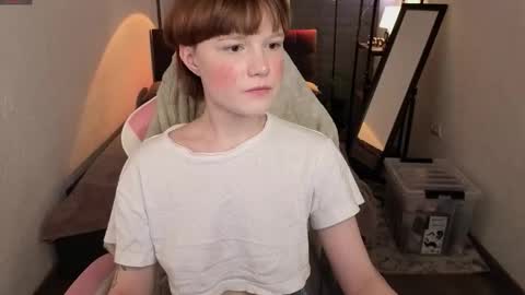 Luna    online show from 03/10/26, 01:27