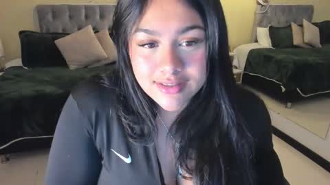 Dulcinea online show from 10/22/25, 03:51