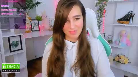 Lizzy  online show from 10/18/25, 09:37