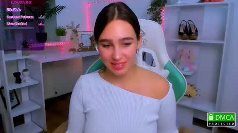 Lizzy  online show from 11/26/25, 09:27