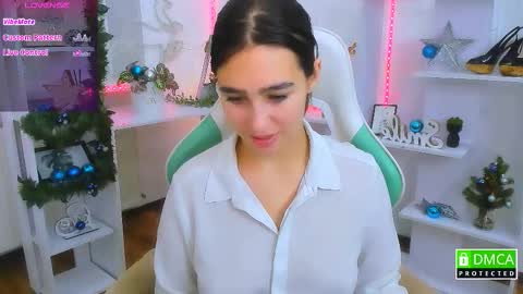 Lizzy  online show from 12/20/25, 10:17