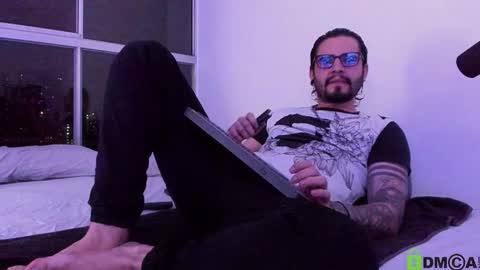  -         online show from 11/16/25, 12:49