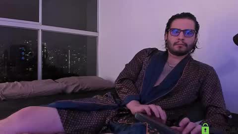  -         online show from 02/08/26, 02:04