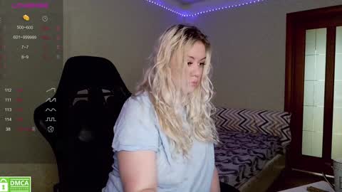 chloue and Gretta online show from 01/09/25, 06:15