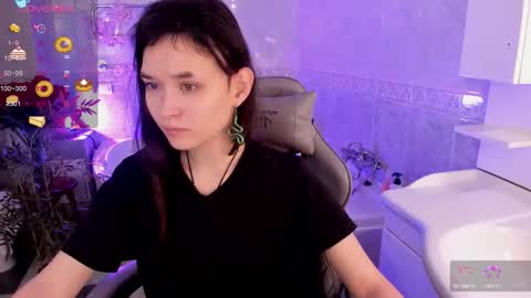 _emily__strike_ online show from 12/18/25, 10:10