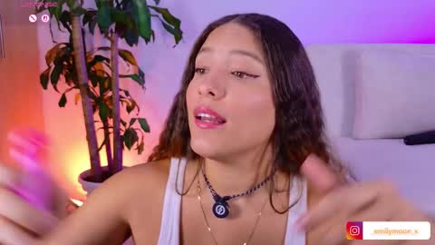 Snapshot of _emilymoon_x chatting on 02/01/26, 01:26 Emi online show from 02/01/26, 01:26