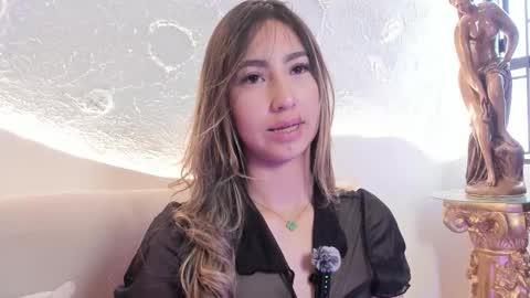 Snapshot of _emmawalka chatting on 10/19/25, 07:36 _emmawalka online show from 10/19/25, 07:36