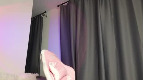 Eva online show from 04/15/26, 07:58