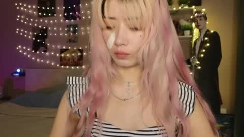 EveEva online show from 04/10/26, 02:50