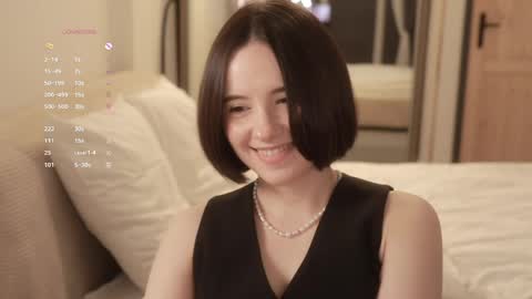 Essie  online show from 04/18/26, 07:58