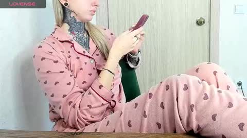 Alis online show from 02/15/25, 12:11