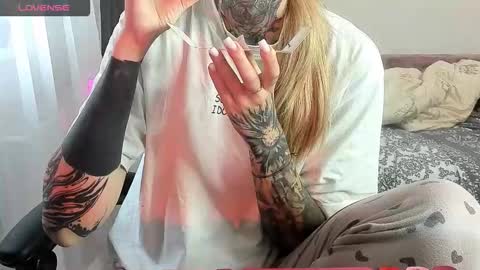 Alis online show from 09/30/25, 09:25