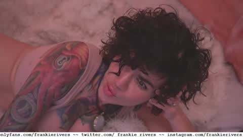 Snapshot of _frankie_rivers chatting on 03/02/25, 03:48 Frankie Rivers allmylinks online show from 03/02/25, 03:48