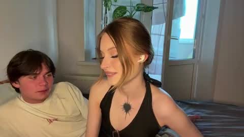 Kaithie and Jessie online show from 06/17/26, 05:36