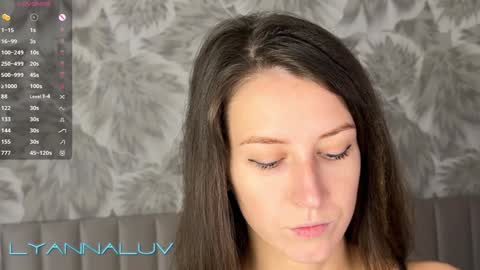 Snapshot of _fuckinparadise chatting on 02/06/25, 10:43 Lyanna and Derek online show from 02/06/25, 10:43