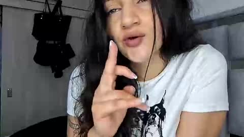 Gabby online show from 04/18/26, 02:59