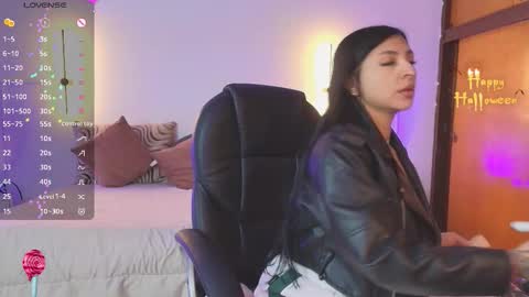  Juliana   Gaby   Kloe online show from 10/31/25, 12:28