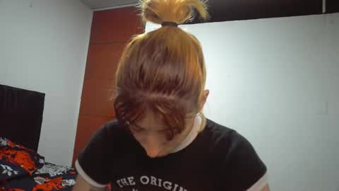 Mia-foster online show from 03/31/26, 01:51